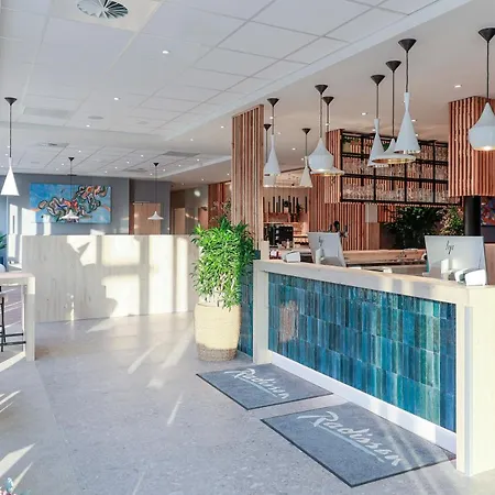 酒店 Radisson Centre
