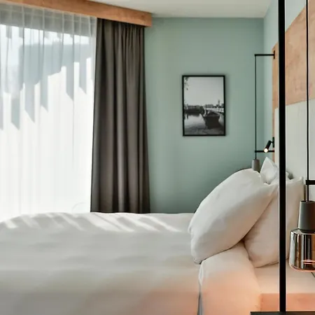 Radisson Centre 4*