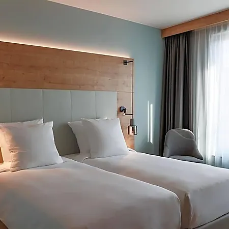 Radisson Centre 酒店 4*