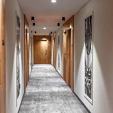 Radisson Centre 酒店 4*