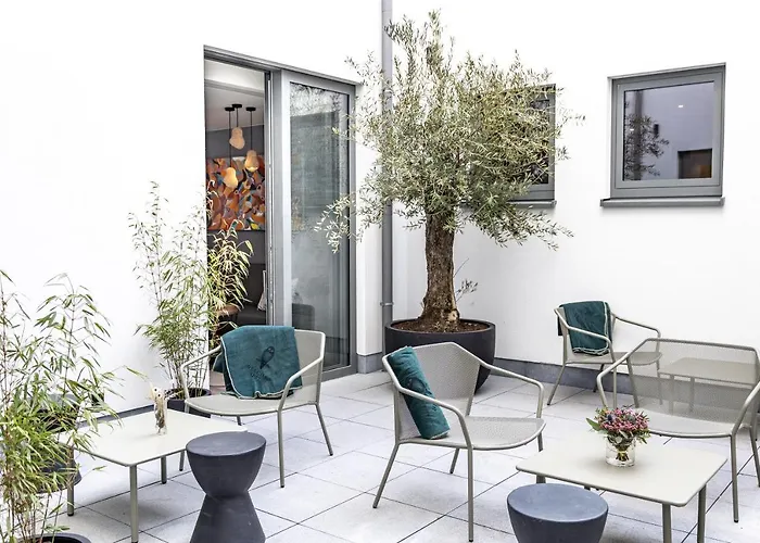 Hotel Radisson Centre 4*